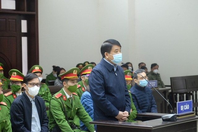 Cựu Chủ tịch TP Hà Nội Nguyễn Đức Chung nói gì về email 'chunghinhsu'? Cuu Chu tich TP Ha Noi Nguyen Duc Chung noi gi ve email 'chunghinhsu'?