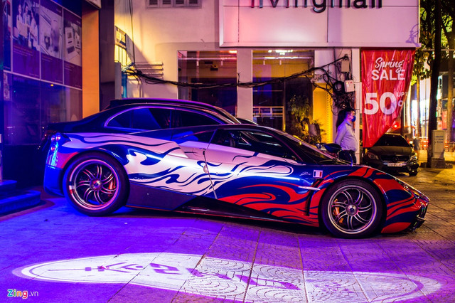 Siêu xe Pagani Huayra 80 tỷ của Minh Nhựa phối màu độc đáo - Hình 2 Sieu xe Pagani Huayra 80 ty cua Minh Nhua phoi mau doc dao-Hinh-2