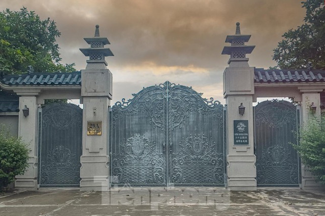 Bên trong khu đất rộng hàng nghìn m2 của cựu Bí thư Đồng Nai vừa bị bắt Ben trong khu dat rong hang nghin m2 cua cuu Bi thu Dong Nai vua bi bat