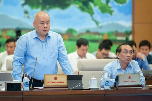 Bộ trưởng Bộ Tài chính: Người lớn làm việc nhỏ, người nhỏ làm việc lớn thì rất khó - Hình 2 Bo truong Bo Tai chinh: Nguoi lon lam viec nho, nguoi nho lam viec lon thi rat kho-Hinh-2