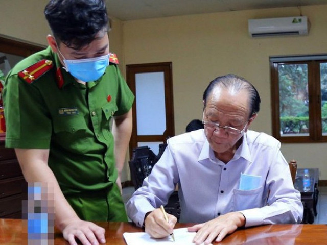 Điểm tên các cựu lãnh đạo cấp cao Bình Dương vướng lao lý vì đất đai Diem ten cac cuu lanh dao cap cao Binh Duong vuong lao ly vi dat dai
