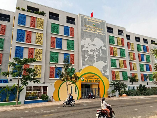 Kỷ luật Phó Chủ tịch, nguyên Phó Chủ tịch tỉnh và 2 giám đốc sở ở Bình Thuận Ky luat Pho Chu tich, nguyen Pho Chu tich tinh va 2 giam doc so o Binh Thuan
