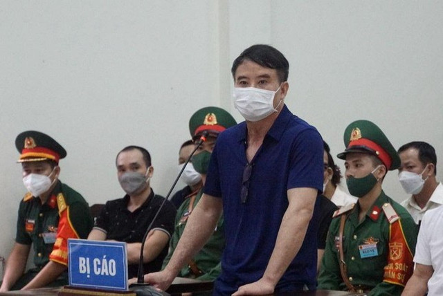 Cựu đại tá Nguyễn Thế Anh không thành khẩn khai báo, bị đề nghị án chung thân - Hình 2 Cuu dai ta Nguyen The Anh khong thanh khan khai bao, bi de nghi an chung than-Hinh-2