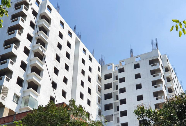 Cận cảnh cao ốc ôm 'đất vàng' bỏ hoang cả chục năm ở Nghệ An - Hình 3 Can canh cao oc om 'dat vang' bo hoang ca chuc nam o Nghe An-Hinh-3