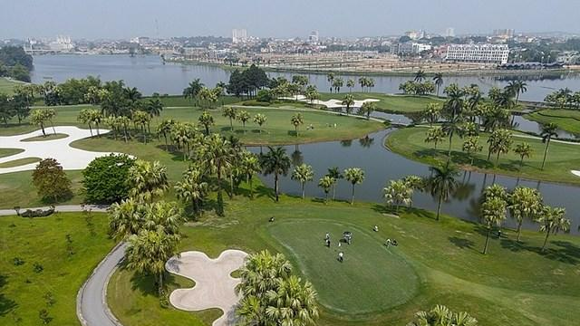 Ngân hàng đại hạ giá khoản nợ hơn 800 tỷ của ông chủ sân golf Đầm Vạc - Hình 2 Ngan hang dai ha gia khoan no hon 800 ty cua ong chu san golf Dam Vac-Hinh-2