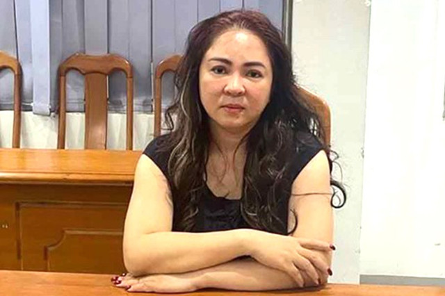 Vì sao đại gia Nguyễn Phương Hằng bị bắt theo Điều 331? Vi sao dai gia Nguyen Phuong Hang bi bat theo Dieu 331?