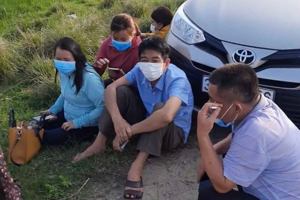 'Cò' đất khuấy động làng quê Hà Tĩnh, vài ngày lại 'bay sạch' - Hình 7 'Co' dat khuay dong lang que Ha Tinh, vai ngay lai 'bay sach'-Hinh-7