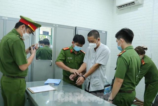 Công an Bình Dương điều tra hàng loạt Công ty bất động sản vẽ dự án lừa đảo - Hình 6 Cong an Binh Duong dieu tra hang loat Cong ty bat dong san ve du an lua dao-Hinh-6