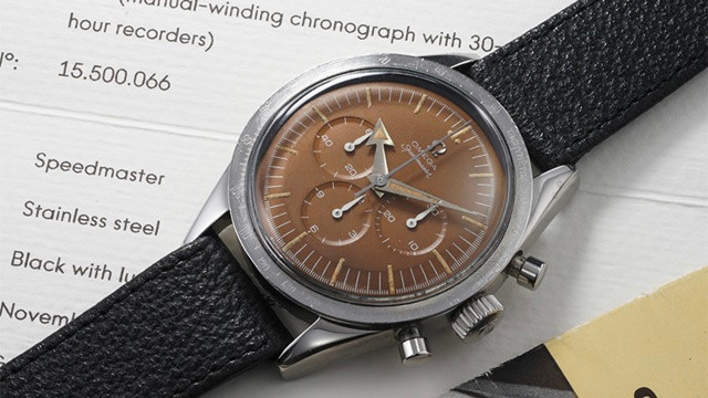Cận cảnh đồng hồ Omega Speedmaster 1957 trị giá 3,4 triệu USD Can canh dong ho Omega Speedmaster 1957 tri gia 3,4 trieu USD