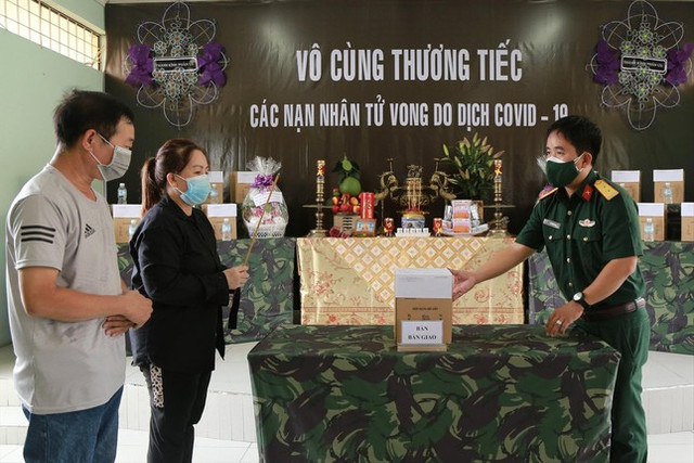 Tưởng niệm đồng bào tử vong trong đại dịch COVID-19: Nghĩa cử, đạo lý dân tộc - Hình 2 Tuong niem dong bao tu vong trong dai dich COVID-19: Nghia cu, dao ly dan toc-Hinh-2