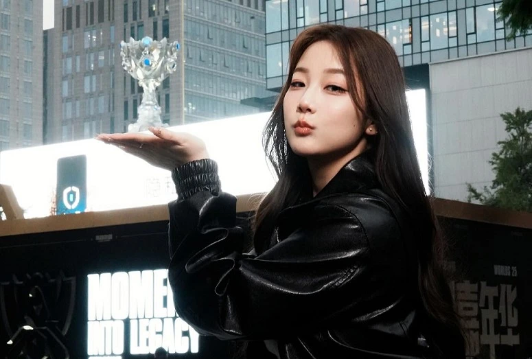 Nữ BLV LMHT Kitty gây sốt với cosplay Janna