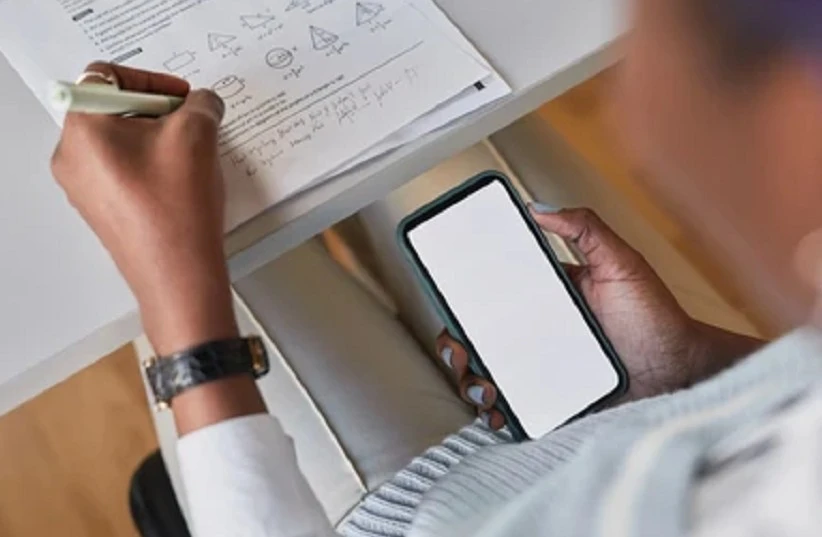 Ba đại học hàng đầu Hàn Quốc chấn động vì gian lận AI 