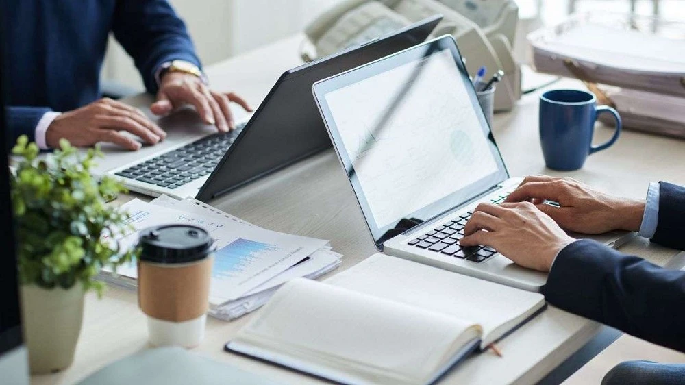 Deloitte lộ bê bối dùng AI viết báo cáo triệu đô