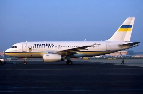 Tận mục chuyên cơ mạ vàng của Tổng thống Ukraine