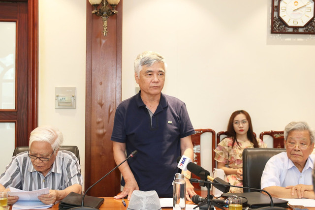 Ông Nguyễn Văn Phúc, Phó Chủ nhiệm Hội đồng tư vấn về Dân chủ và Pháp luật UBTƯ MTTQ Việt Nam, phát biểu tại Hội nghị. Ảnh: Tiến Đạt. ong-phuc.jpg