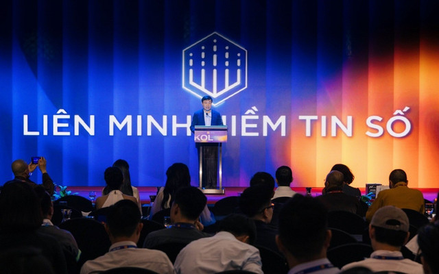 Trung tướng Nguyễn Minh Chính, Phó Chủ tịch Thường trực Hiệp hội An ninh mạng quốc gia phát biểu tại sự kiện (Ảnh: NCA) kol-2.jpg