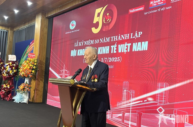 GS.TSKH Nguyễn Quang Thái, Chủ tịch Hội Khoa học Kinh tế Việt Nam phát biểu tại Lễ kỷ niệm hoi-kinh-te-2.jpg