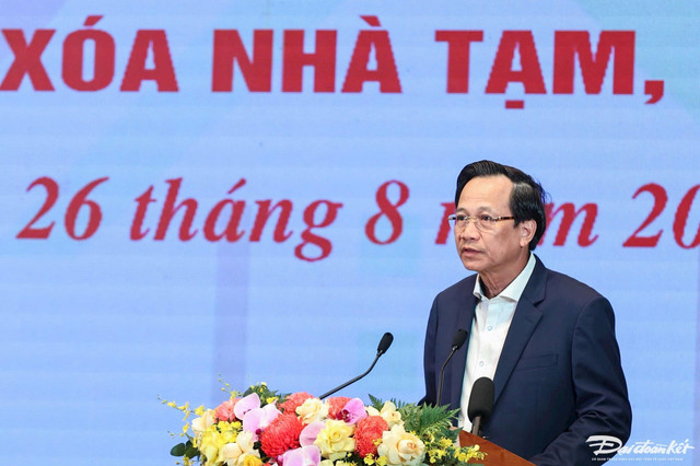 Bộ trưởng Bộ Dân tộc và Tôn giáo Đào Ngọc Dung phát biểu tại Hội nghị. Ảnh: Quang Vinh. nha-dot-4.jpg