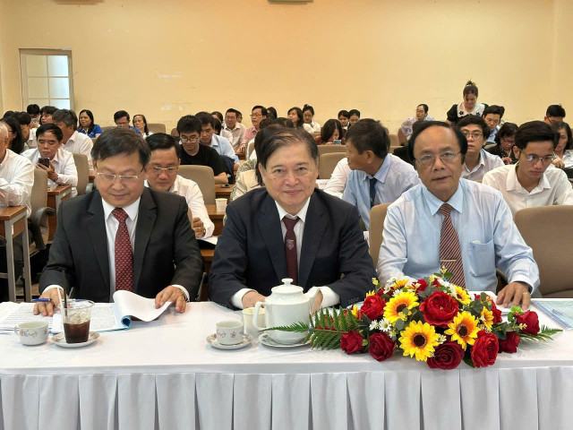 Các đại biểu tham gia lễ Tổng kết và trao giải trao-giai.jpg