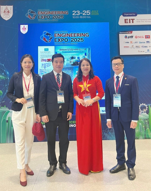 Đoàn công tác của VUSTA do Tổng Thư ký Nguyễn Quyết Chiến làm Trưởng đoàn thai-lan.jpg