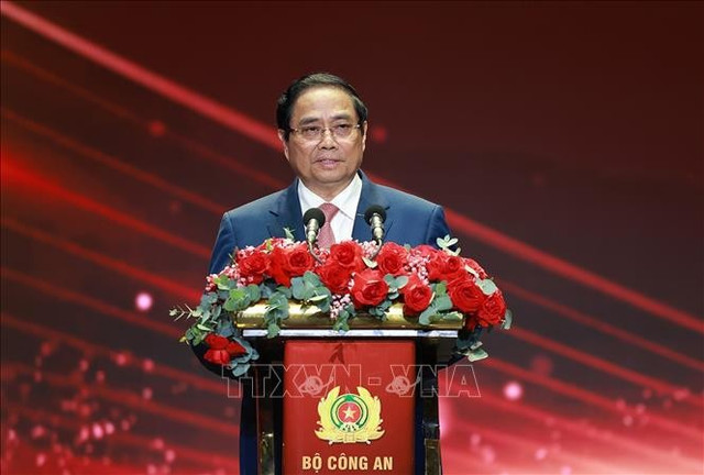 Thủ tướng Phạm Minh Chính phát biểu chỉ đạo và phát động phong trào "Toàn dân bảo vệ an ninh Tổ quốc". Ảnh: Dương Giang/TTXVN thu-tuong.jpg