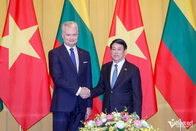 Chủ tịch nước Lương Cường hoan nghênh Tổng thống Gitanas Nauseda, Phu nhân thăm chính thức Việt Nam litva-3.jpg