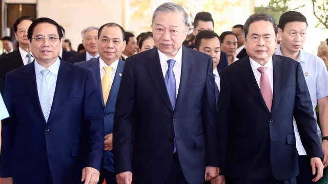 Tổng Bí thư Tô Lâm, Thủ tướng Chính phủ Phạm Minh Chính, Chủ tịch Quốc hội Trần Thanh Mẫn cùng các đại biểu đến dự khai mạc Triển lãm “80 năm Hành trình Độc lập - Tự do - Hạnh phúc”. trien-lam-9.jpg