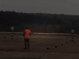 Sự việc vừa rồi đã làm nhiều người nhớ lại cú vào cua nổi tiếng của đội tuyển Kuwait tại giải đua xe tăng Tank Biathlon 2015, khi vào cua đáng lẽ ra lái xe phải giảm tốc độ hoặc có biện pháp nào đó để duy trì độ ổn định nhưng điều này đã không diễn ra, làm chiếc xe bị lật và lộn nhào vài vòng. Nguồn ảnh: RT.