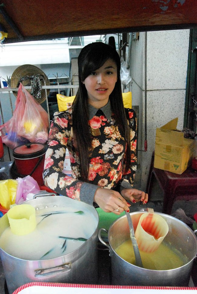 Người đẹp từng làm mẫu game nhưng cuối cùng cô chọn lối sống giản dị, tránh xa khỏi showbiz.