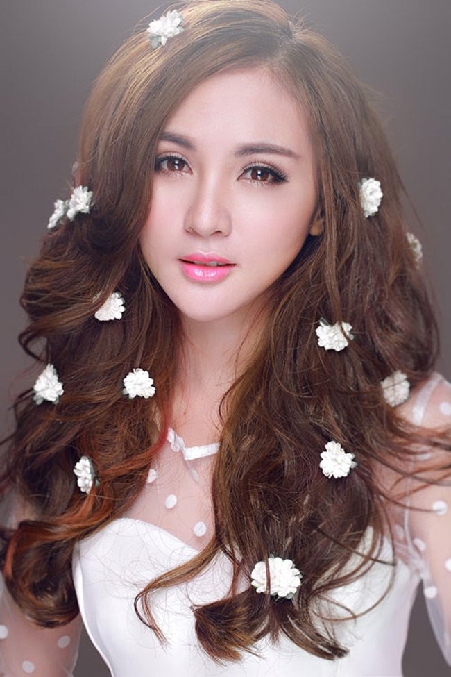 Kelly Nguyễn là một trong những hot girl Đà Lạt đời đầu.