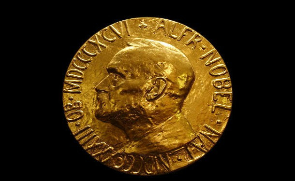 Tổng thư ký của Đảng Cộng sản Liên Xô (1922-1953) Joseph Stalin đã được đề cử cho giải Nobel Hòa bình 2 lần vào năm 1945 và 1948 cho những nỗ lực của mình để kết thúc chiến tranh thế giới 2.