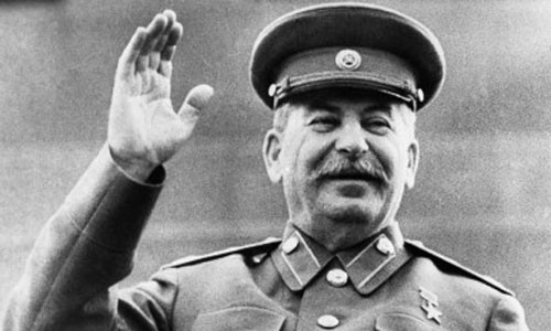 Nhà lãnh đạo Stalin đã có thể trở thành linh mục nếu như năm học cuối cùng ông không rời chủng viện và đi hoạt động bí mật. Ông đã bỏ học giữa chừng và không hoàn thành ước muốn của mẹ.
