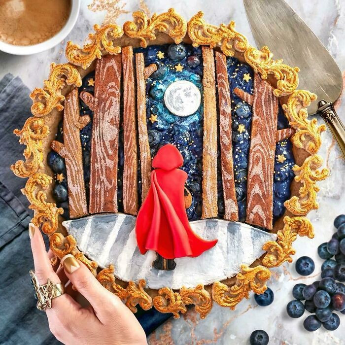 Jessica đã thử nghiệm với việc tạo độ ngọt cho bánh bằng các loại quả, đường ăn kiêng… và điều tuyệt vời là chiếc bánh đầu tiên cô làm cũng khá ngon.