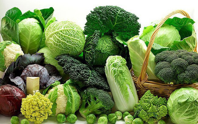 Ăn rau thường xuyên có lợi cho việc cân bằng dinh dưỡng và tăng cường khả năng miễn dịch. Nhưng không phải loại rau nào cũng tốt cho sức khỏe, đặc biệt một số loại rau thường được nhiều gia đình ăn rất có hại cho dạ dày. Những loại rau này tốt nhất nên kiểm soát lượng ăn vào và cách chế biến để tránh làm tổn thương niêm mạc dạ dày dẫn đến mắc các bệnh về dạ dày.
