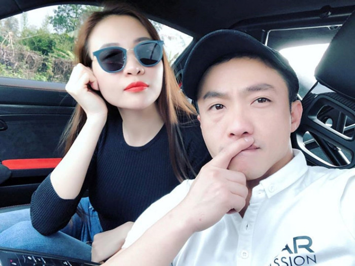 Cách đây ít phút, Đàm Thu Trang còn bất ngờ chia sẻ khoảnh khắc cùng bạn trai tham gia hành trình siêu xe "Car & Passion 2018". Đây là năm đầu tiên, Cường Đô La xuất hiện cùng người yêu trong suốt 7 năm qua tham gia hành trình. Cả hai sẽ có chuyến đi dài 1.500 km với điểm dừng chân cuối cùng tại Đà Nẵng.