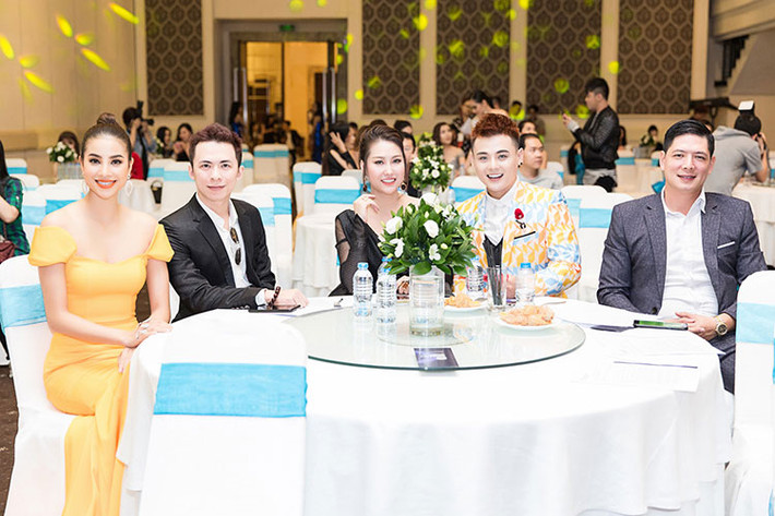 Sắp tới, Phạm Hương sẽ tham dự hàng loạt sự kiện tại Hà Nội. Trong đó, người đẹp sẽ đồng hành với vai trò đại sứ tại lễ hội Việt - Nhật 2018 diễn ra tại Đông Anh - Hà Nội.