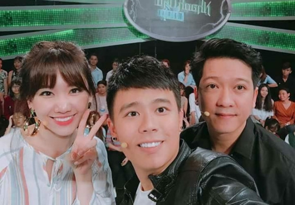 Trường Giang lộ vẻ tiều tuỵ trong buổi ghi hình show mới.