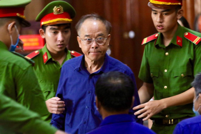 Ông Nguyễn Thành Tài (cựu Phó Chủ tịch UBND TP HCM): Ngày 2/12/2021, ông Nguyễn Thành Tài (SN 1952) bị TAND cấp cao tại TP HCM tuyên án 8 năm tù trong sai phạm tại khu "đất vàng" 8 -12 Lê Duẩn.