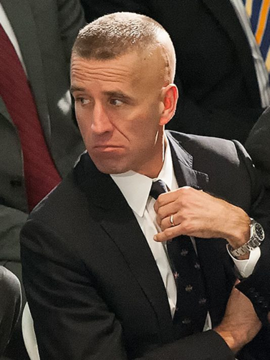 Washington Post đưa tin, ông Beau Biden - con trai của Phó Tổng thống Mỹ Joe Biden - đã qua đời ngày 30/5 ở tuổi 46, sau một thời gian dài chiến đấu với bệnh ung thư não.