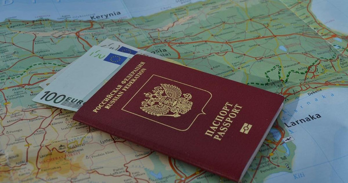 Những người giữ hộ chiếu vàng Cyprus cũng có thể đi lại tự do tới 174 quốc gia mà không cần xin thị thực.