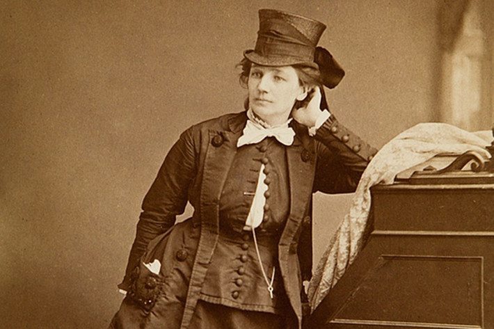 Đối thủ chức Tổng thống Mỹ của bà là: Ulysses S. Grant thuộc đảng Cộng hòa và ông Horace Greeley từ đảng Dân chủ.