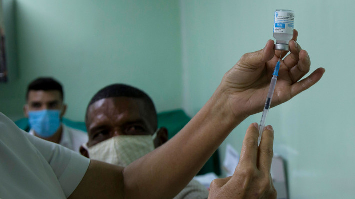 Vào ngày 21/6, Tập đoàn dược phẩm BioCubaFarma của Cuba thông báo vắc xin Abdala đạt hiệu quả 92,28% trong ngăn ngừa COVID-19 có triệu chứng trong giai đoạn thử nghiệm lâm sàng cuối cùng.