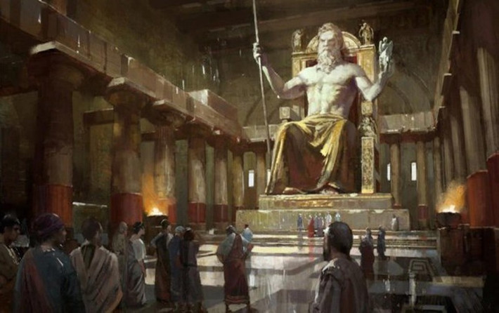 Bên tay phải Zeus đang cầm tượng thần Victory có cánh biểu tượng cho chiến thắng trong các kỳ Thế vận Olympic. Bên tay trái là vương trượng trang trí bằng kim loại biểu thị vị trí tối cao của Zeus trong tư cách là vua của các vị thần. Vào năm 462, một trận hỏa hoạn khủng khiếp xảy ra ở Olympia khiến bức tượng bị phá hủy.