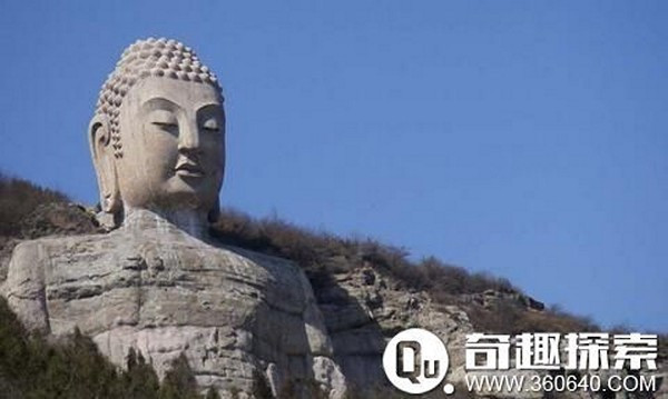 Trong suốt hàng ngàn năm lịch sử, nhiều triều đại ở Trung Quốc cho tạc nhiều bức tượng Phật. Trong đó, Mông Sơn Đại Phật là bức tượng Phật lớn thứ hai thế giới được nhiều người biết đến.