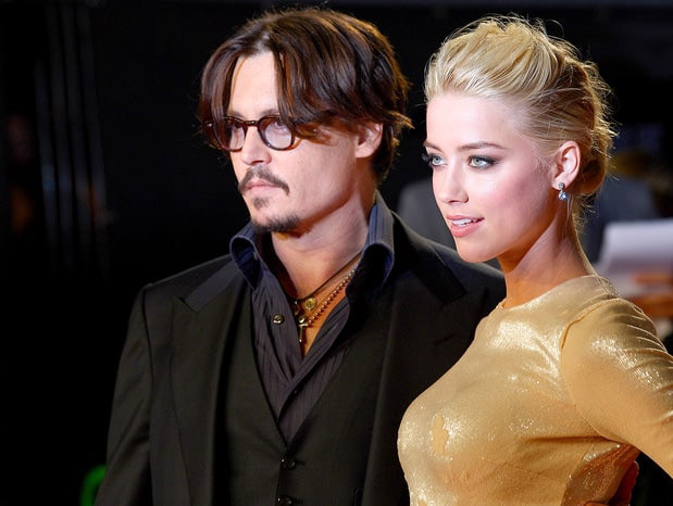 Ngày 3/11/2011, Depp và Heard cùng nhau đi dự buổi công chiếu phim The Rum Diary. Amber Heard hết lời khen ngợi bạn diễn: “Anh ấy thật lịch lãm và là một cộng sự tuyệt vời để cộng tác. Anh ấy là một giấc mơ”.