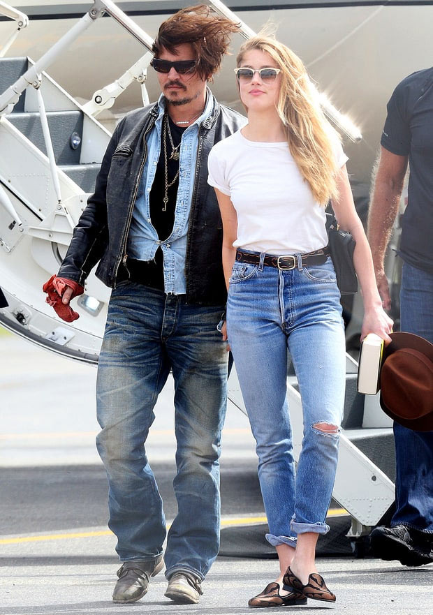 Ngày 21/4/2015, Depp và Heard luôn cố gắng dành thời gian ít ỏi cho nhau khi lịch làm việc của cả hai kín đặc. Hai người thường tới thăm nhau ở phim trường The Adderall Diaries và Black Mass.