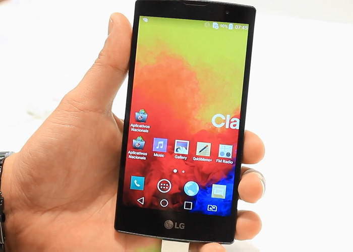 LG Magna: Với mức giá gần 4 triệu đồng, Magna là smartphone Android màn hình lớn 5 inch hấp dẫn cho người tiêu dùng. Một điểm mới trên Magna là sở hữu thiết kế màn hình cong nhẹ theo chiều dọc, giống như LG G4. Thiết kế này giúp cho khi rơi úp mặt, máy hạn chế được rủi ro vỡ màn hình.