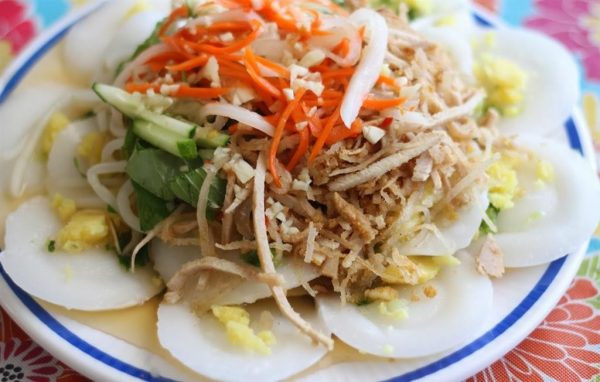 Bánh bèo bì là một món đặc sản nức tiếng của Bình Dương. Khi đến Bình Dương và mong muốn khám phá các món ăn uống Bình Dương, bạn nhất định phải thử món bánh bèo bì. Ảnh: Dulichtoday.