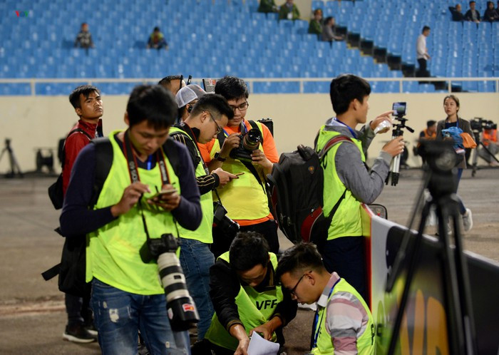 Số lượng phóng viên đến tác nghiệp ở trận giao hữu này ít hơn ở AFF Cup 2018 rất nhiều.