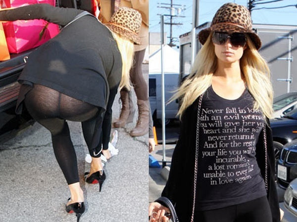 Chiếc quần legging có thể "phản chủ" khi bạn mặc áo ngắn và vô tình để lộ vòng ba thế này.